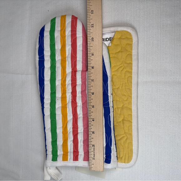PRIDE Oven Mitt Potholder Set Rainbow Kitchen NEW Honestly Serve Free Gift Wrap! - Picture 5 of 8